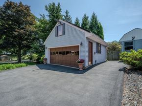 2 Otis St, Woburn MA 01801