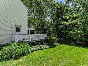 9 Pleasantview Ter, Framingham MA 01701