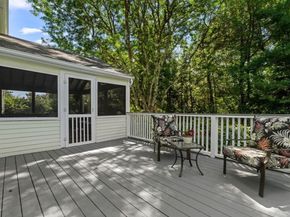 9 Pleasantview Ter, Framingham MA 01701