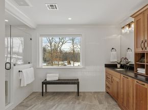 1 Whisper Way, Hopkinton MA 01748
