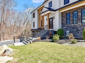 1 Whisper Way, Hopkinton MA 01748