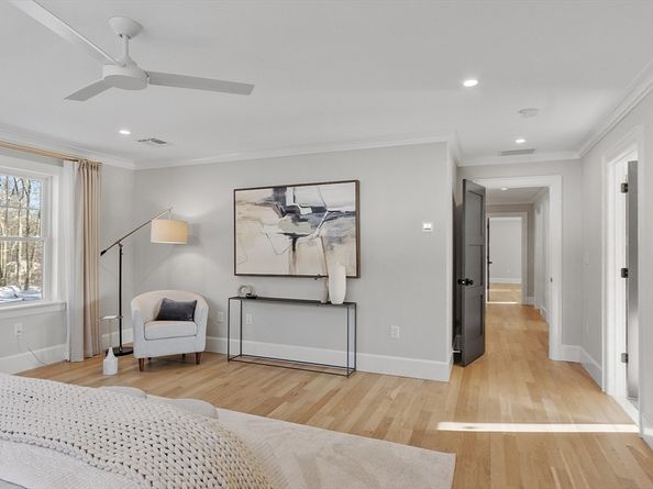 1 Whisper Way, Hopkinton MA 01748
