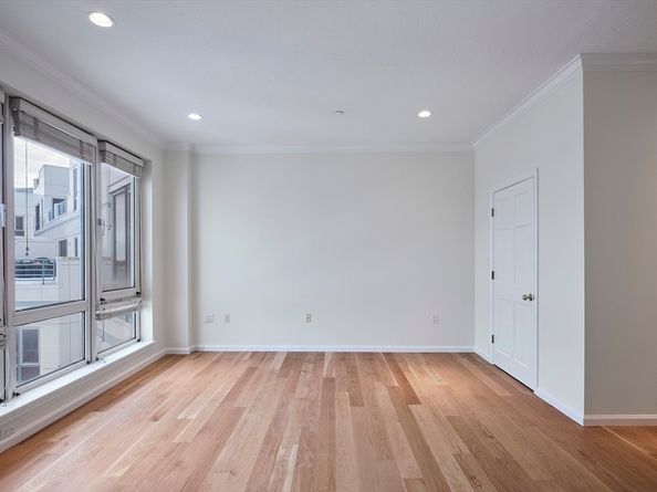 1001 Marina Dr 801, Quincy MA 02171