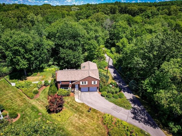 18 Lomas Drive, Framingham MA 01701