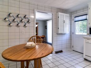 18 Lomas Drive, Framingham MA 01701