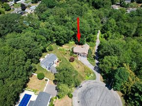 18 Lomas Drive, Framingham MA 01701