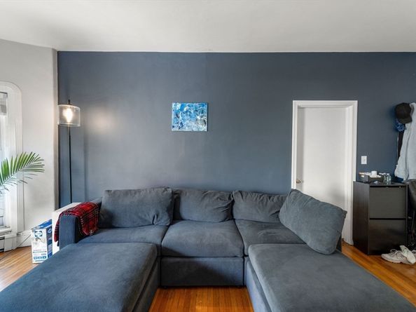 511 Beacon St 11, Boston MA 02215