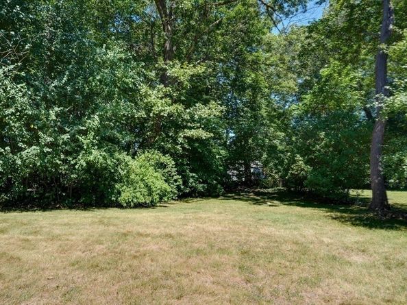 86 Drake Rd, Burlington MA 01803