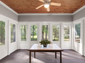 2 New Meadow Lane, Topsfield MA 01983