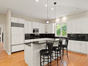 2 New Meadow Lane, Topsfield MA 01983