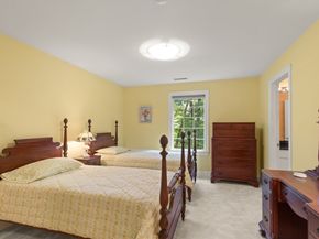 2 New Meadow Lane, Topsfield MA 01983