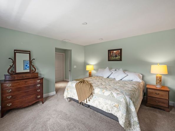 18 Inverness 18, Plymouth MA 02360