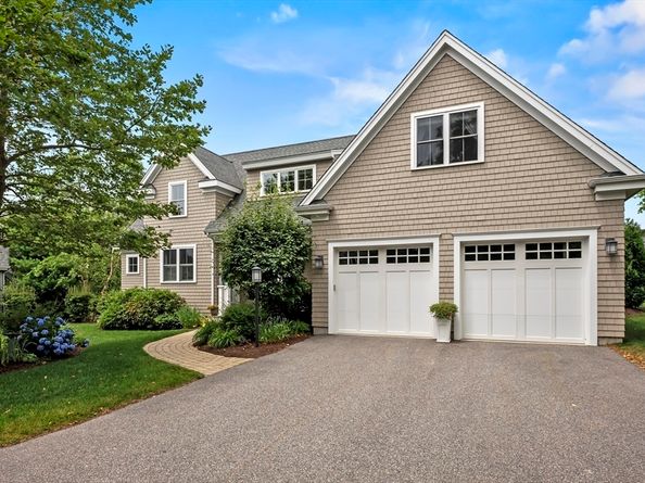 18 Inverness 18, Plymouth MA 02360