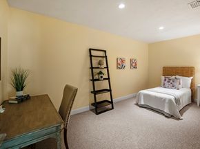 18 Inverness 18, Plymouth MA 02360