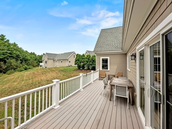18 Inverness 18, Plymouth MA 02360