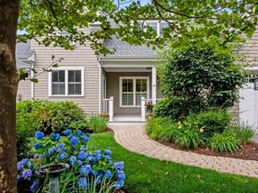 18 Inverness 18, Plymouth MA 02360