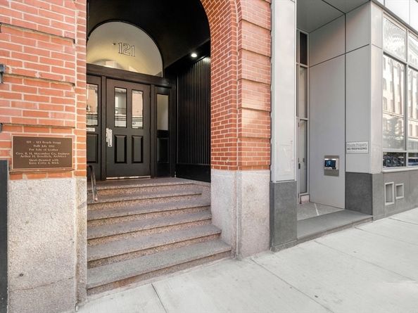 121-123 Beach St 303, Boston MA 02111