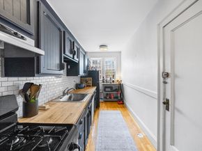 31 Concord Ave 10A, Cambridge MA 02138