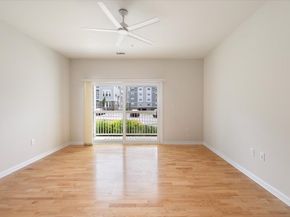 1102 Peters Farm Way 102, Westborough MA 01581