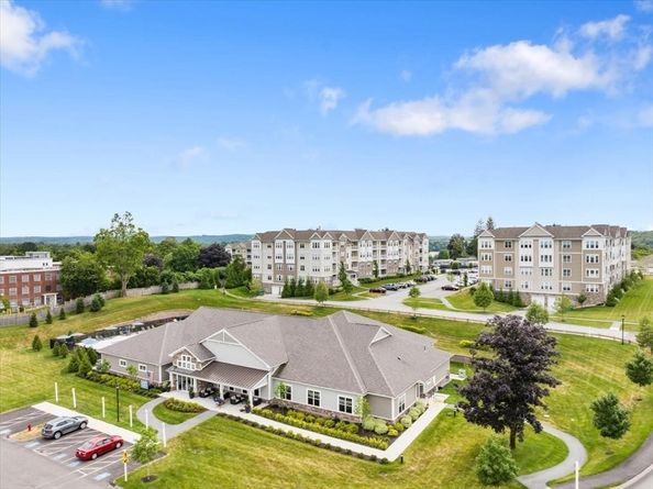 1102 Peters Farm Way 102, Westborough MA 01581