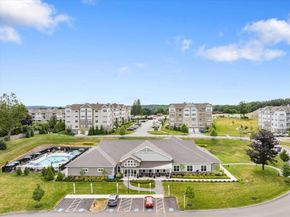 1102 Peters Farm Way 102, Westborough MA 01581