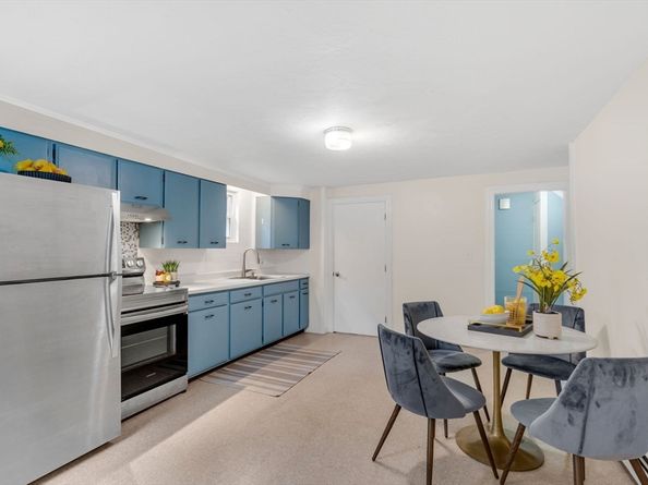 27 Water Street 27, Concord MA 01742