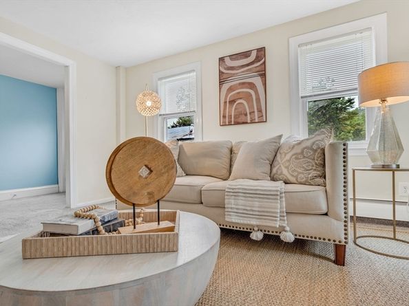 27 Water Street 27, Concord MA 01742