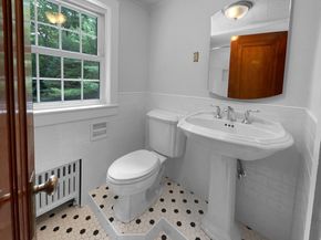 611 N Bedford St, East Bridgewater MA 02333