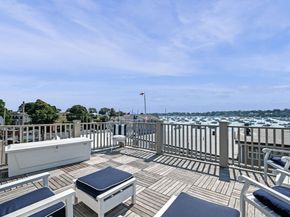 24 Lee St A3, Marblehead MA 01945