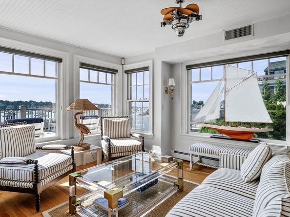 24 Lee St A3, Marblehead MA 01945