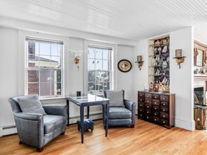 24 Lee St A3, Marblehead MA 01945