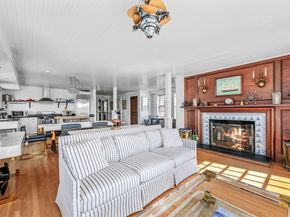24 Lee St A3, Marblehead MA 01945