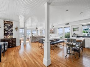 24 Lee St A3, Marblehead MA 01945
