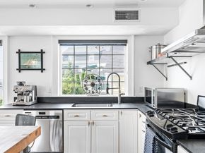24 Lee St A3, Marblehead MA 01945