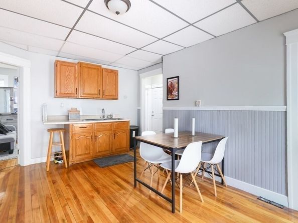 165 Ingleside Ave, Worcester MA 01604