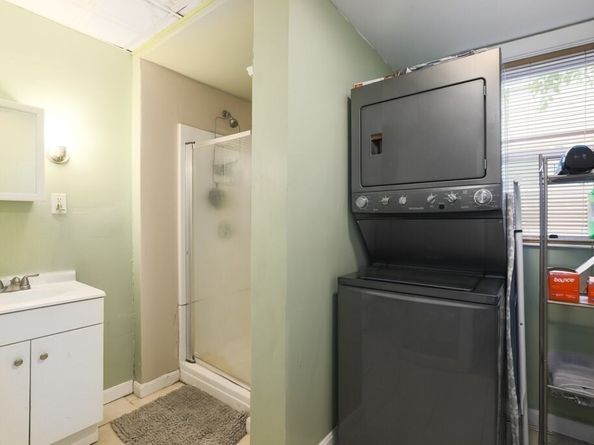 165 Ingleside Ave, Worcester MA 01604