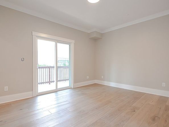 69 Falcon St 2, Boston MA 02128