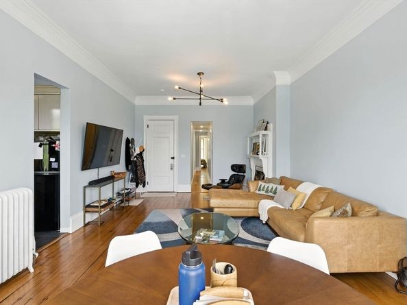 37 Bay State Rd 4, Boston MA 02215