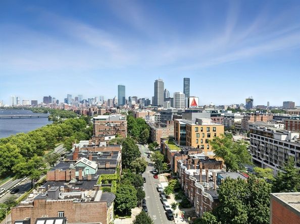 37 Bay State Rd 4, Boston MA 02215