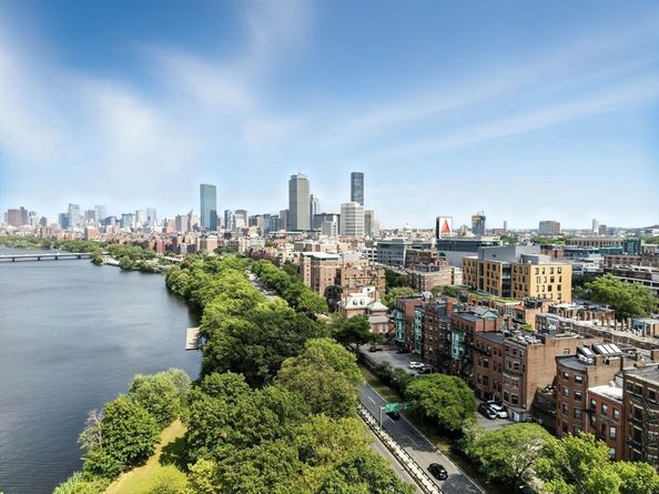 37 Bay State Rd 4, Boston MA 02215