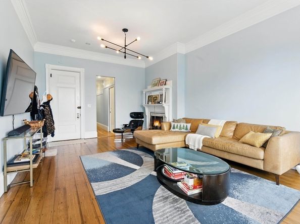 37 Bay State Rd 4, Boston MA 02215