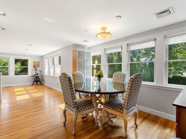 139 Jersey St, Marblehead MA 01945