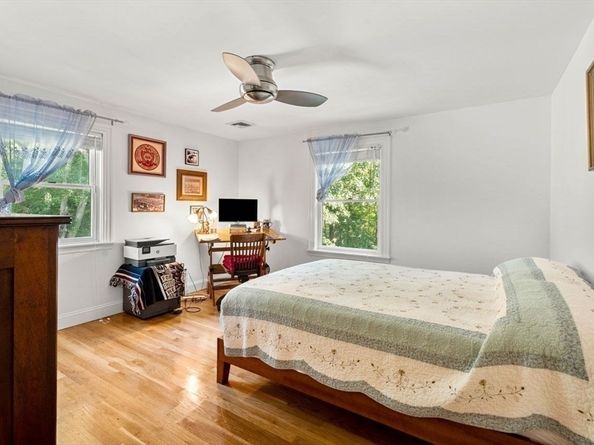139 Jersey St, Marblehead MA 01945