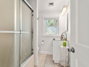 139 Jersey St, Marblehead MA 01945