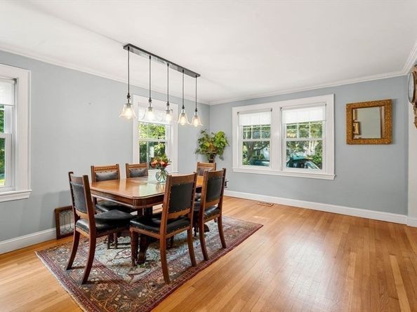 139 Jersey St, Marblehead MA 01945