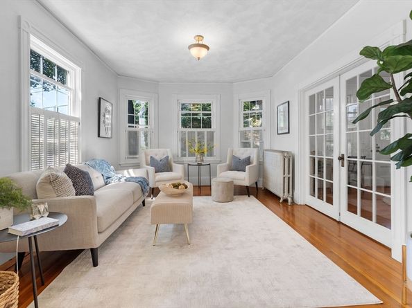 109 Lake View Ave, Cambridge MA 02138
