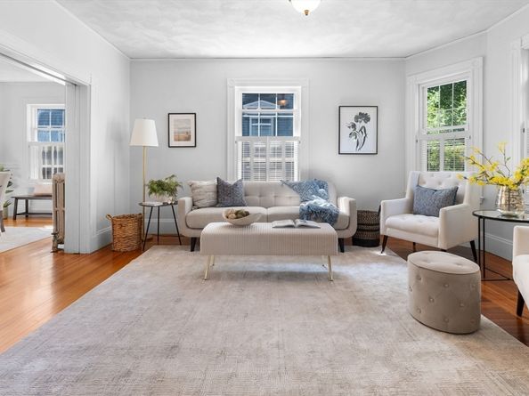 109 Lake View Ave, Cambridge MA 02138