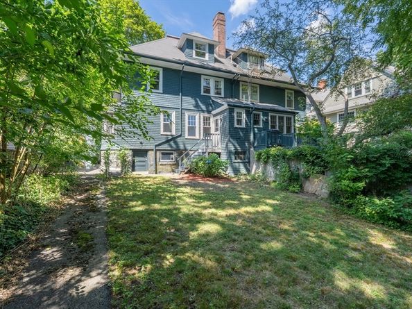 109 Lake View Ave, Cambridge MA 02138