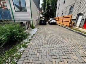 38 Colonial 1, Boston MA 02124