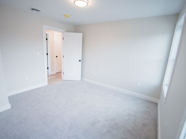174 Wareham St, Marion MA 02738